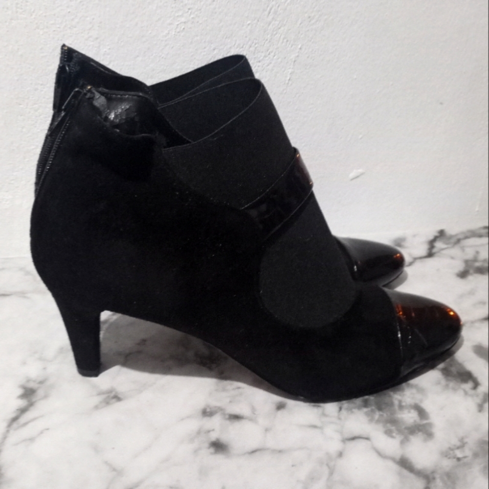 Prevata Black Ankle Booties Size 9.5 Suede Leather